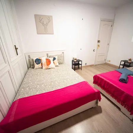 Albergue Eixample Private Beds Barcelona
