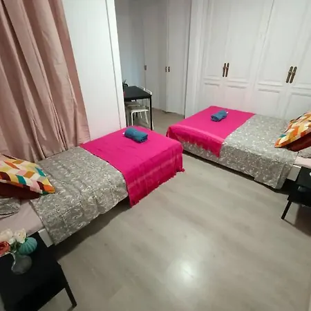 Hostel Eixample Private Beds *